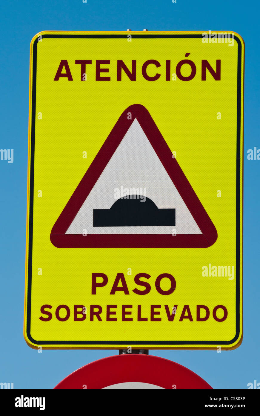 Spanish Road Signs Stock Photos & Spanish Road Signs Stock Images Alamy