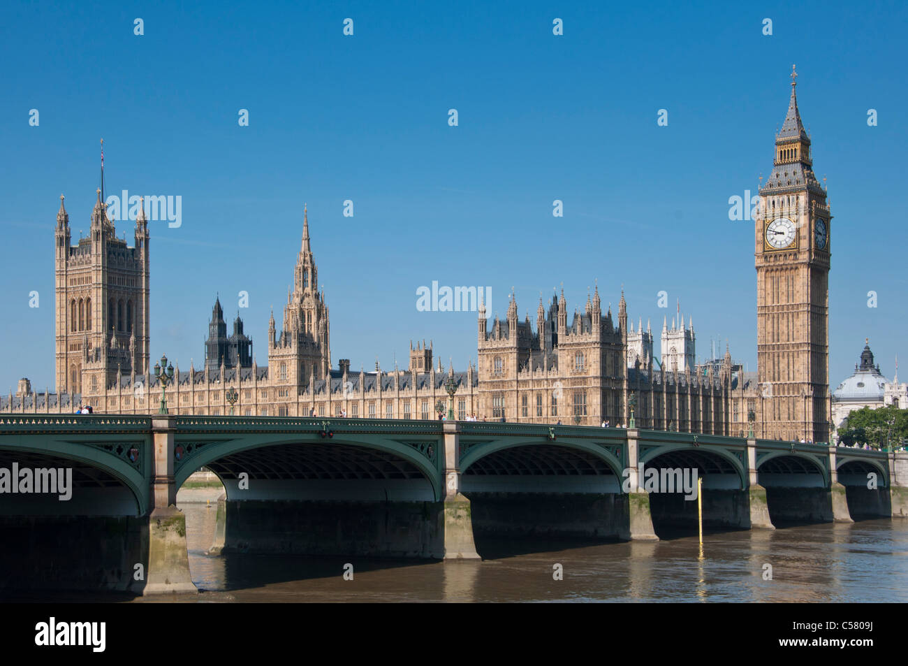 Westminster bridge over the river Thames with the Houses of Parliament. London Stock Photo