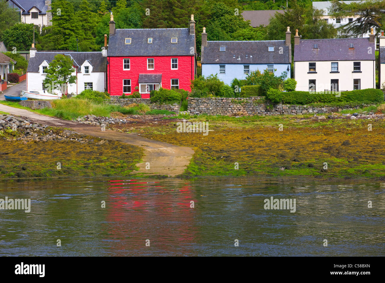 Dornie, Great Britain, Scotland, Europe, sea, coast, village, houses, homes, colors, tides, low, ebb, tide Stock Photo
