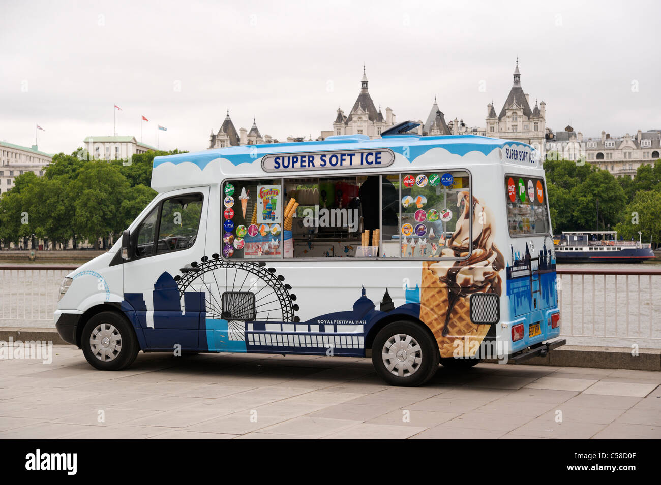 London, UK, Super soft ice, ice cream van, located on Queen's Walk, near Royal Festival Hall at Southbank. Stock Photo