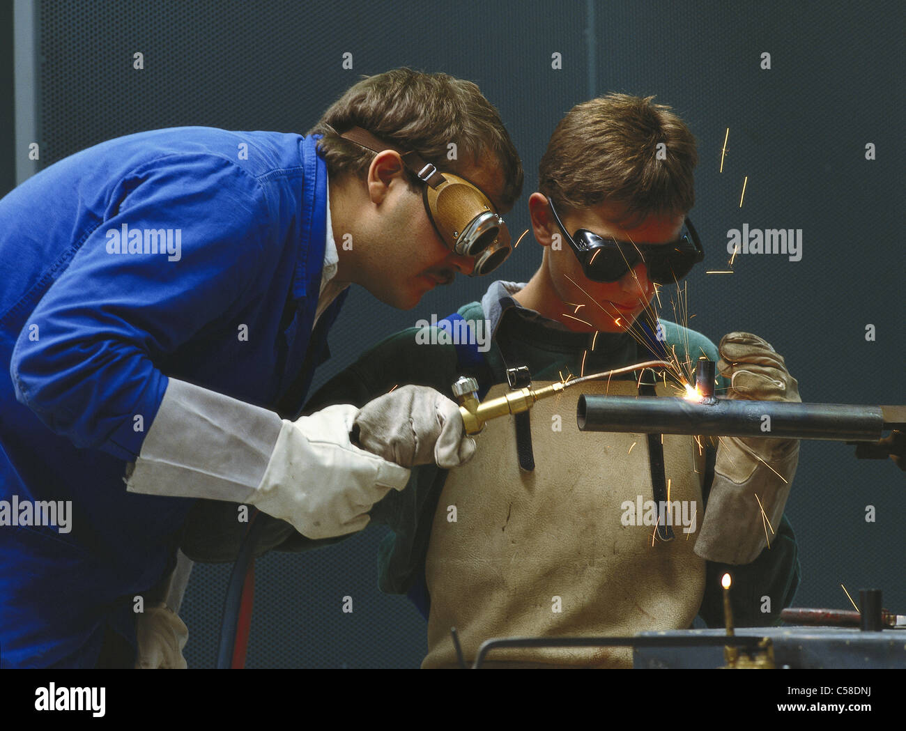 Apprenticeship training hi-res stock photography and images - Alamy