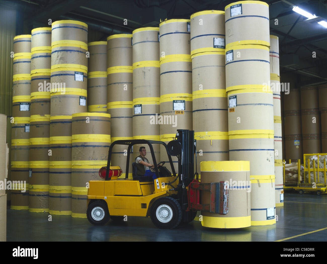 paper, papers, paper mill, industry, factory, factories, forklift Stock