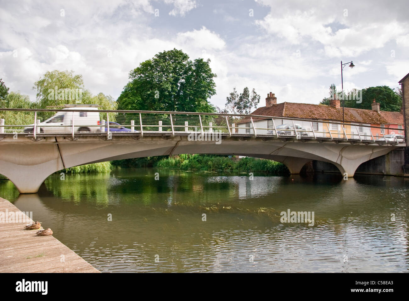 Ballingdon Bridge over the River Stour, Sudbury, Suffolk, England Stock Photo