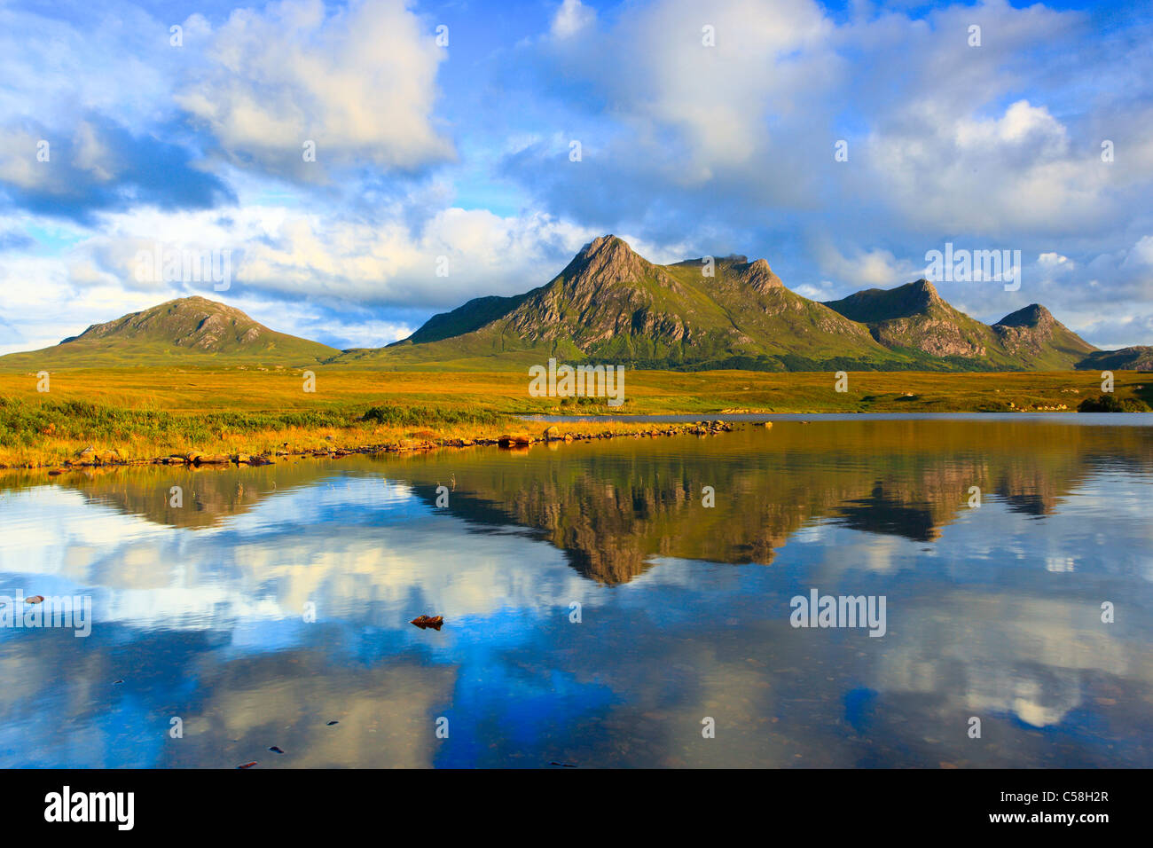 Evening, evening mood, Ben Loyal, mountains, mountains, bodies of water, summits, peaks, Great Britain, Highland, highlands, sce Stock Photo