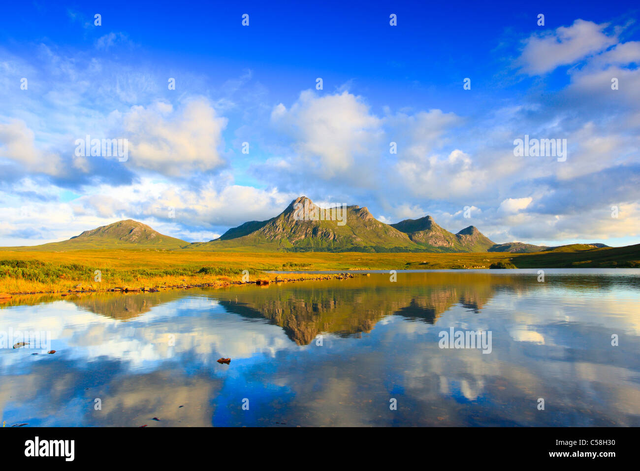 Evening, evening mood, Ben Loyal, mountains, mountains, bodies of water, summits, peaks, Great Britain, Highland, highlands, sce Stock Photo