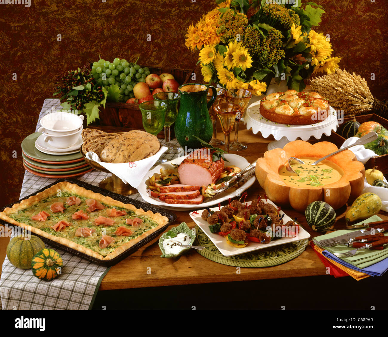 Tableau Autumn buffet Stock Photo Alamy