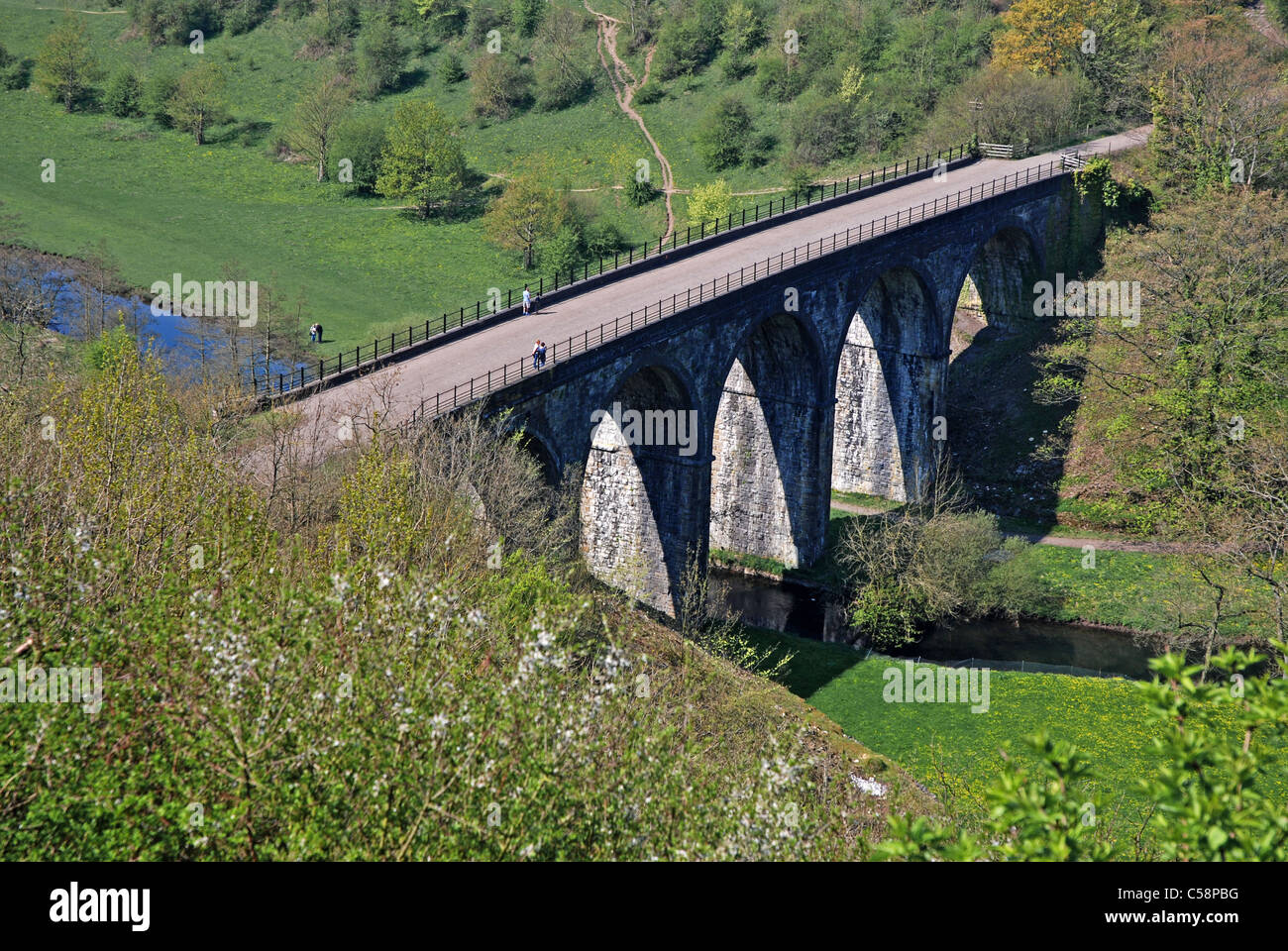 View of the headstone viaduct on the Monsal Tail from 'Monsal head' Stock Photo