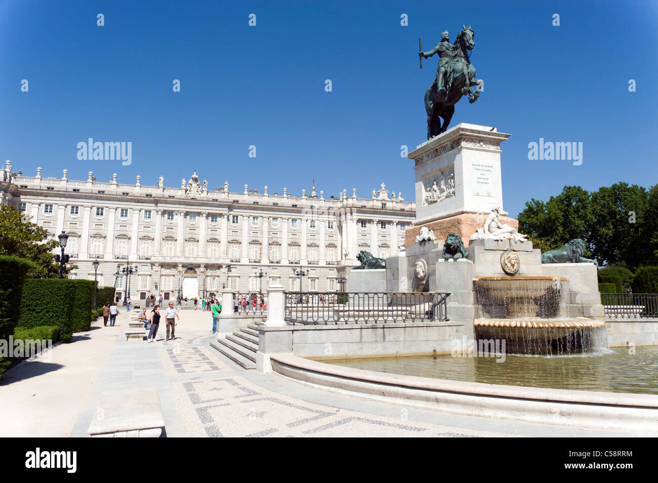 Equestrian statue of Philip IV on the Plaza de Oriente in front of the Palacio Real de Madrid, Madrid, Spain Stock Photo