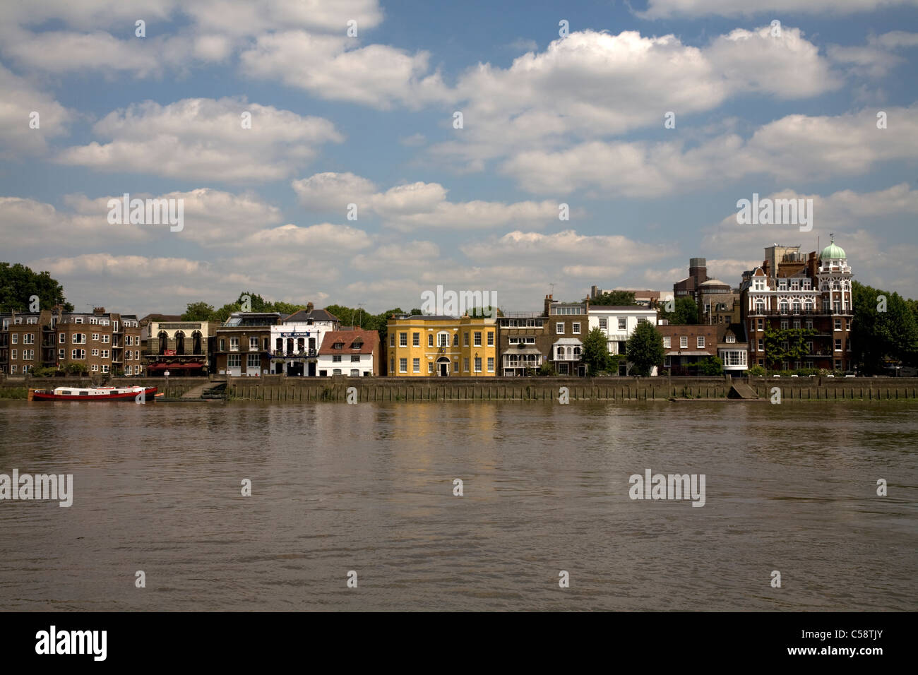 riverside properties hammersmith london england Stock Photo - Alamy