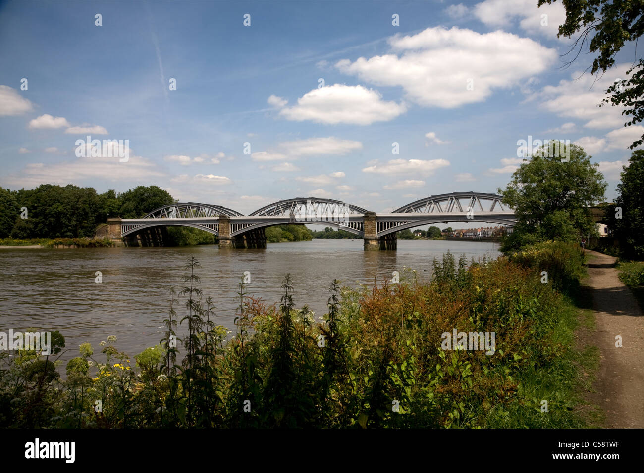 river thames barnes railway bridge london Stock Photo