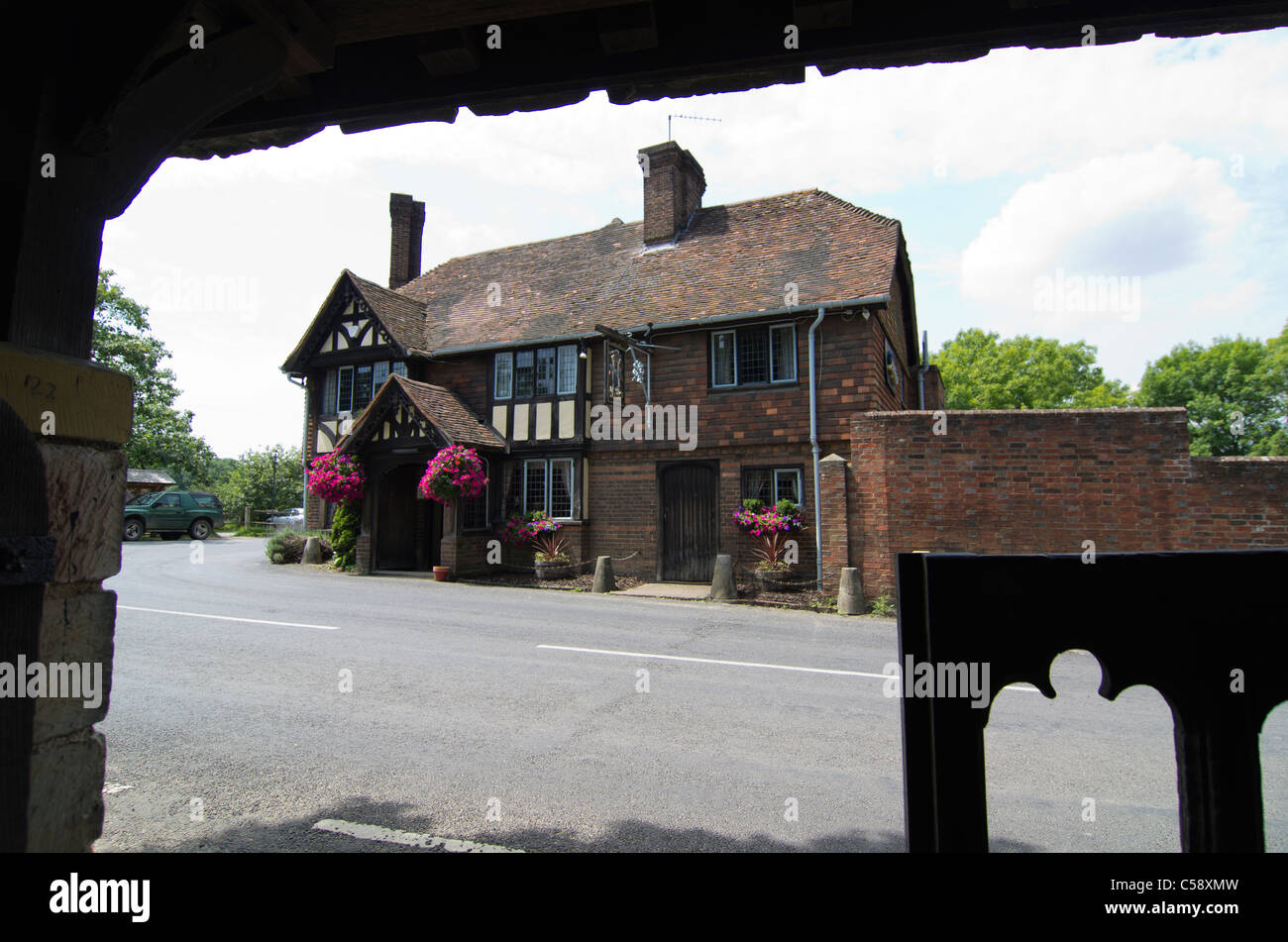 The King Henry 8th V111 Inn, a typical English country pub in Hever, Kent England. Stock Photo