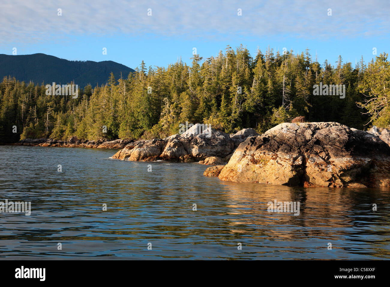 Broken Island group barkley sound sunset low tide Stock Photo Alamy