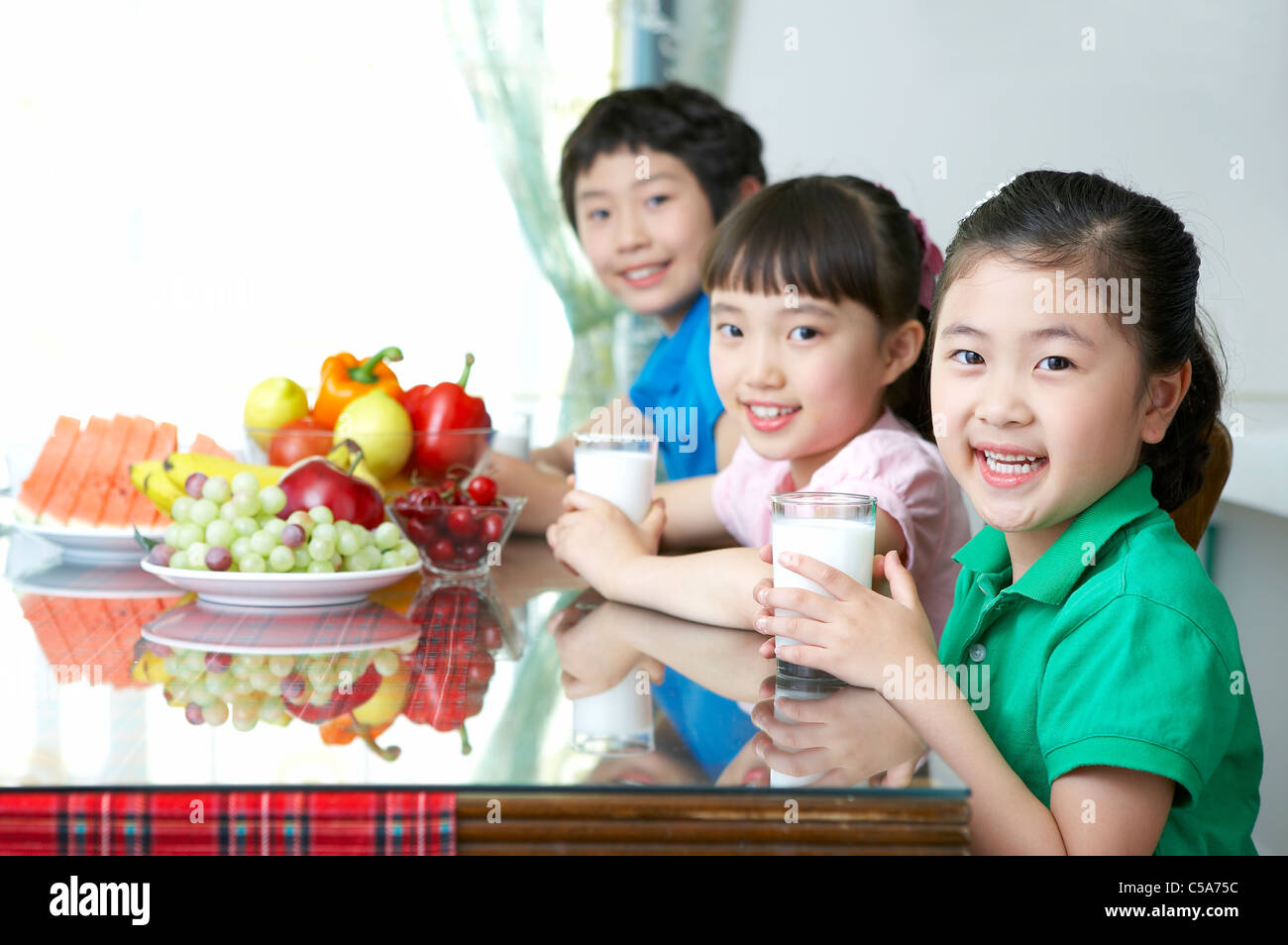 Objects and children hi-res stock photography and images - Alamy