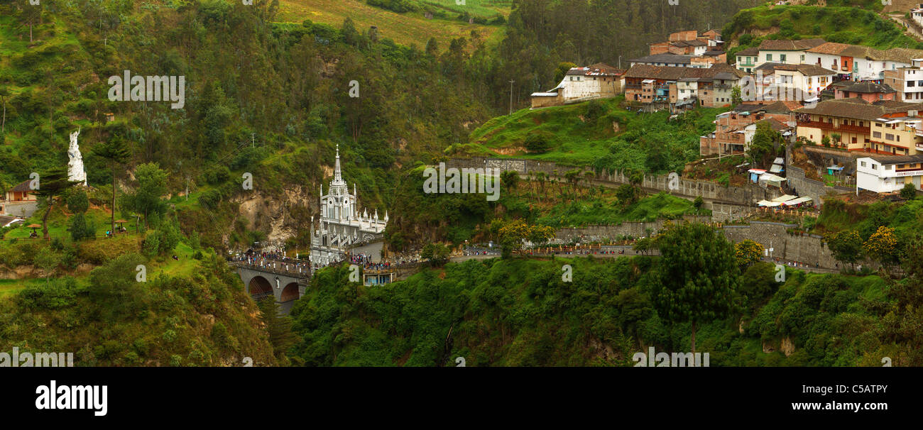 LAS LAJAS SANCTUARY IS A CATHEDRAL CHURCH LOCATED IN THE SOUTHERN COLOMBIA BUILT INSIDE THE CANYON OF THE GUITAR RIVER Stock Photo