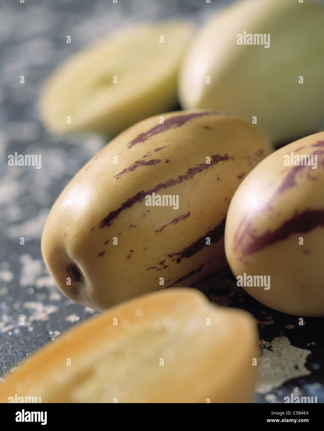 Still Pepino (Melon pear Stock Photo Alamy