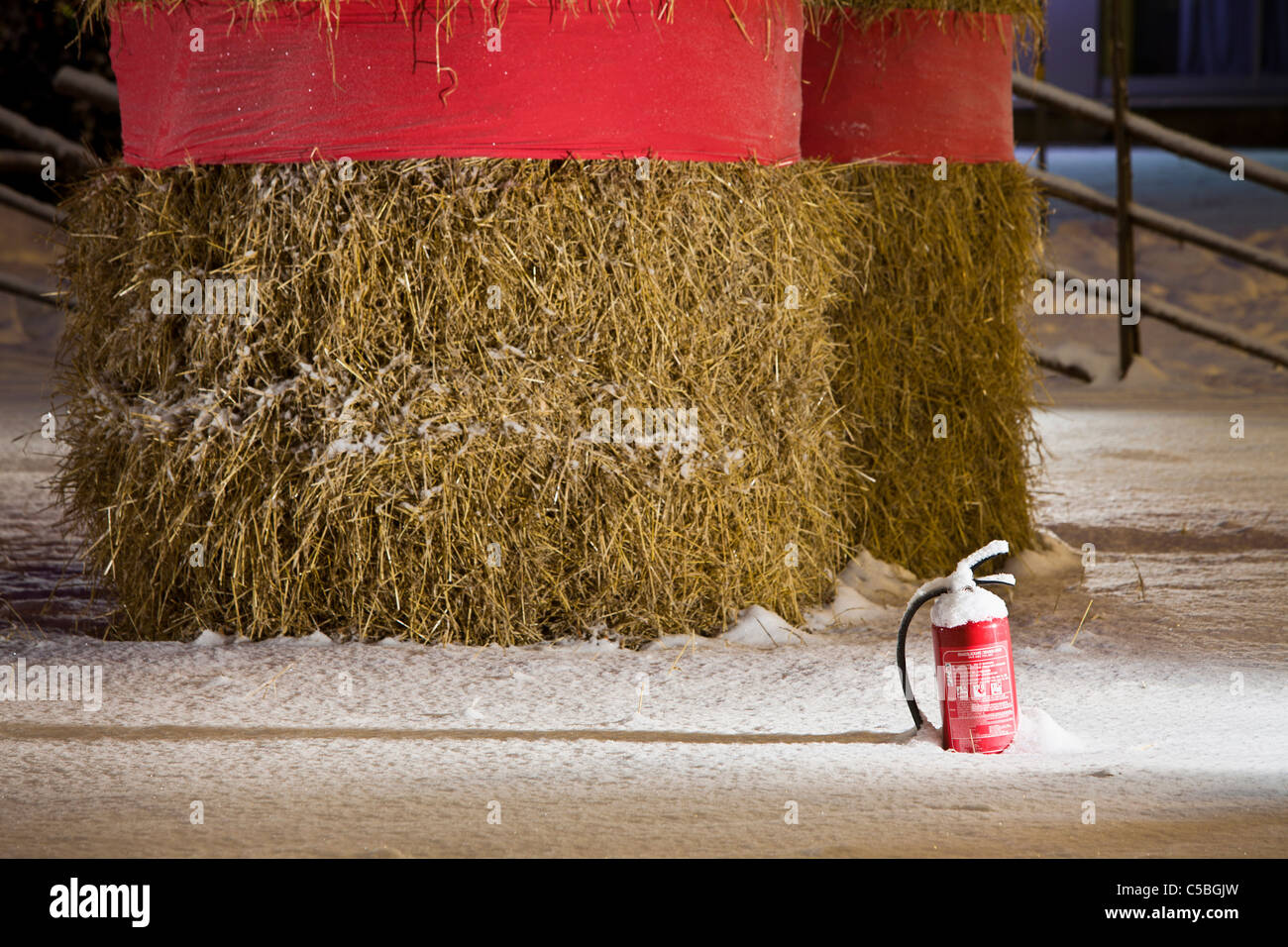 Large fire extinguisher hires stock photography and images Alamy