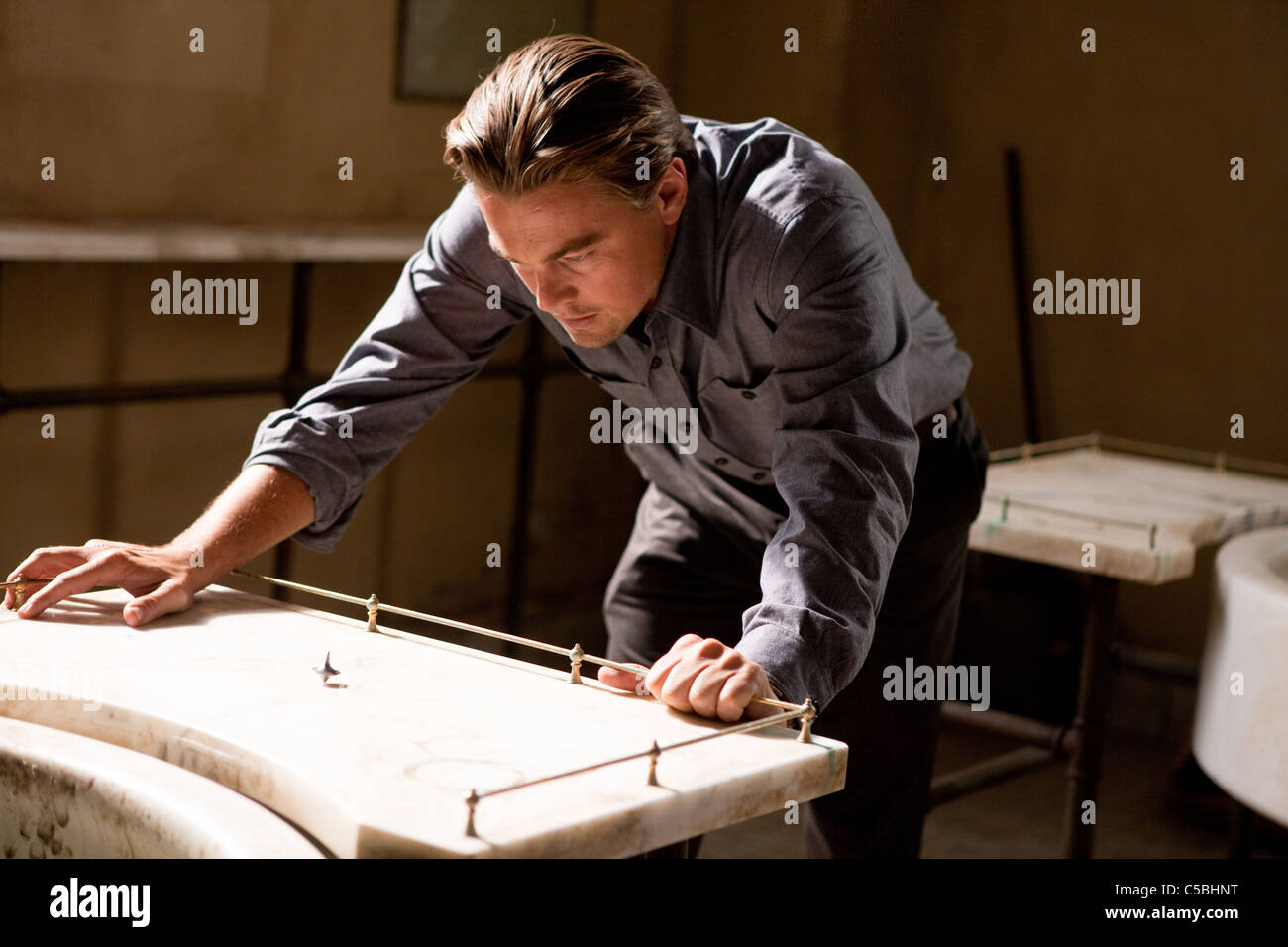 INCEPTION (2010) LEONARDO DICAPRIO CHRISTOPHER NOLAN (DIR) 001 MOVIESTORE COLLECTION LTD Stock Photo