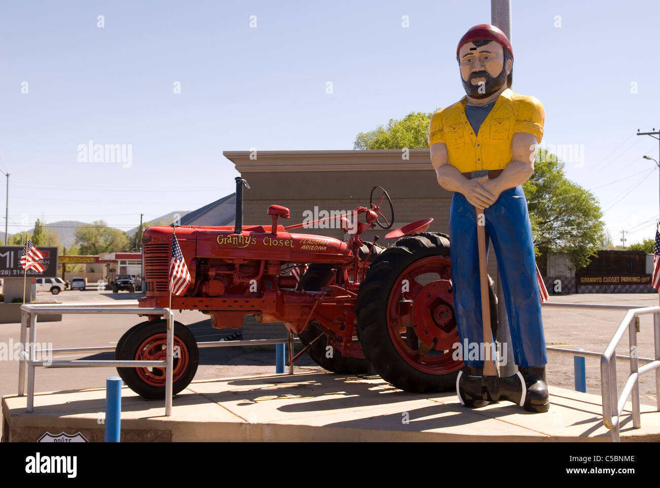 Louie the lumberjack statue hires stock photography and images Alamy