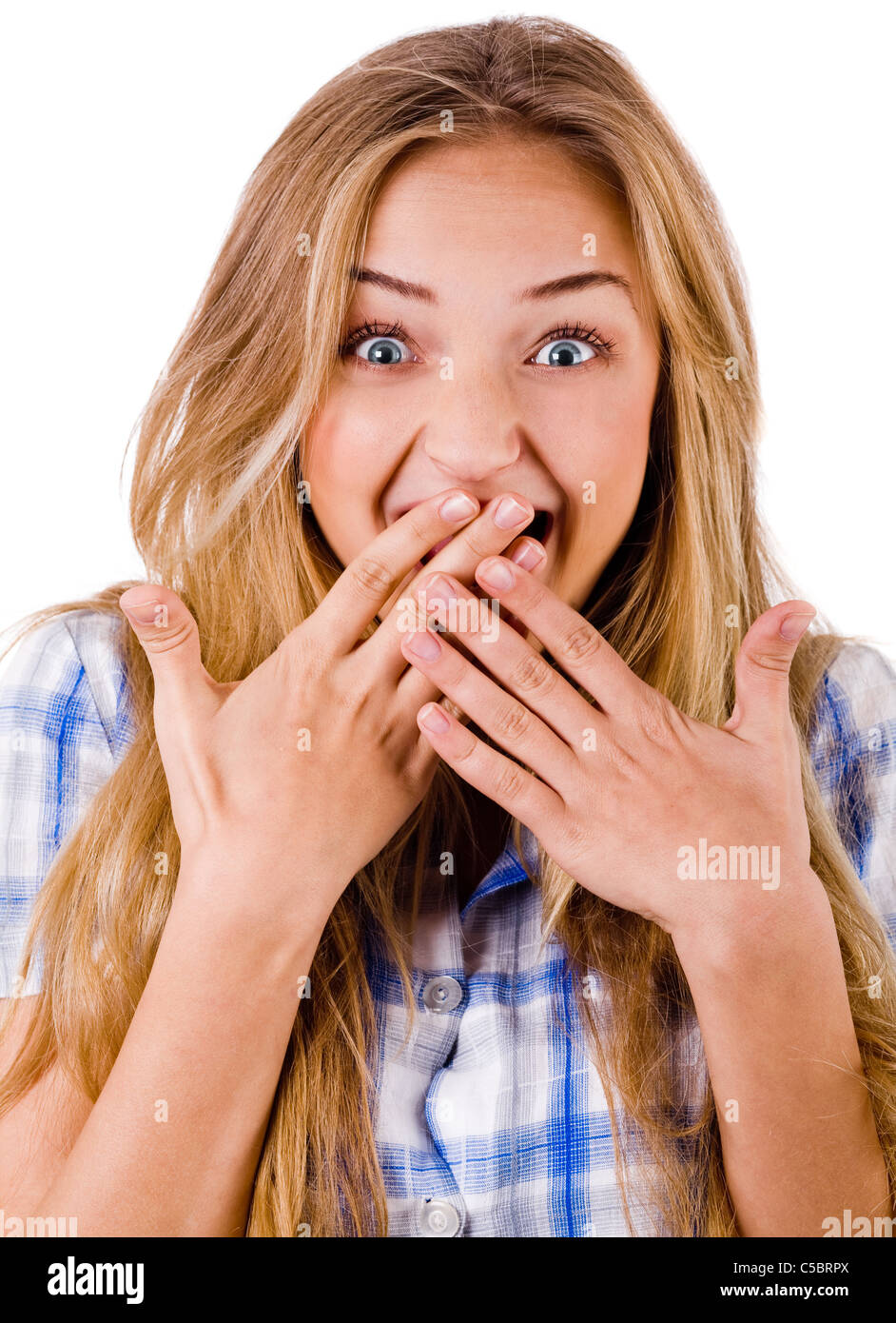 Девушка смеется закрыв лицо руками. Смущенная девушка. Женщина ржет. Девушка смеется. Смеяться закрывая рот рукой.