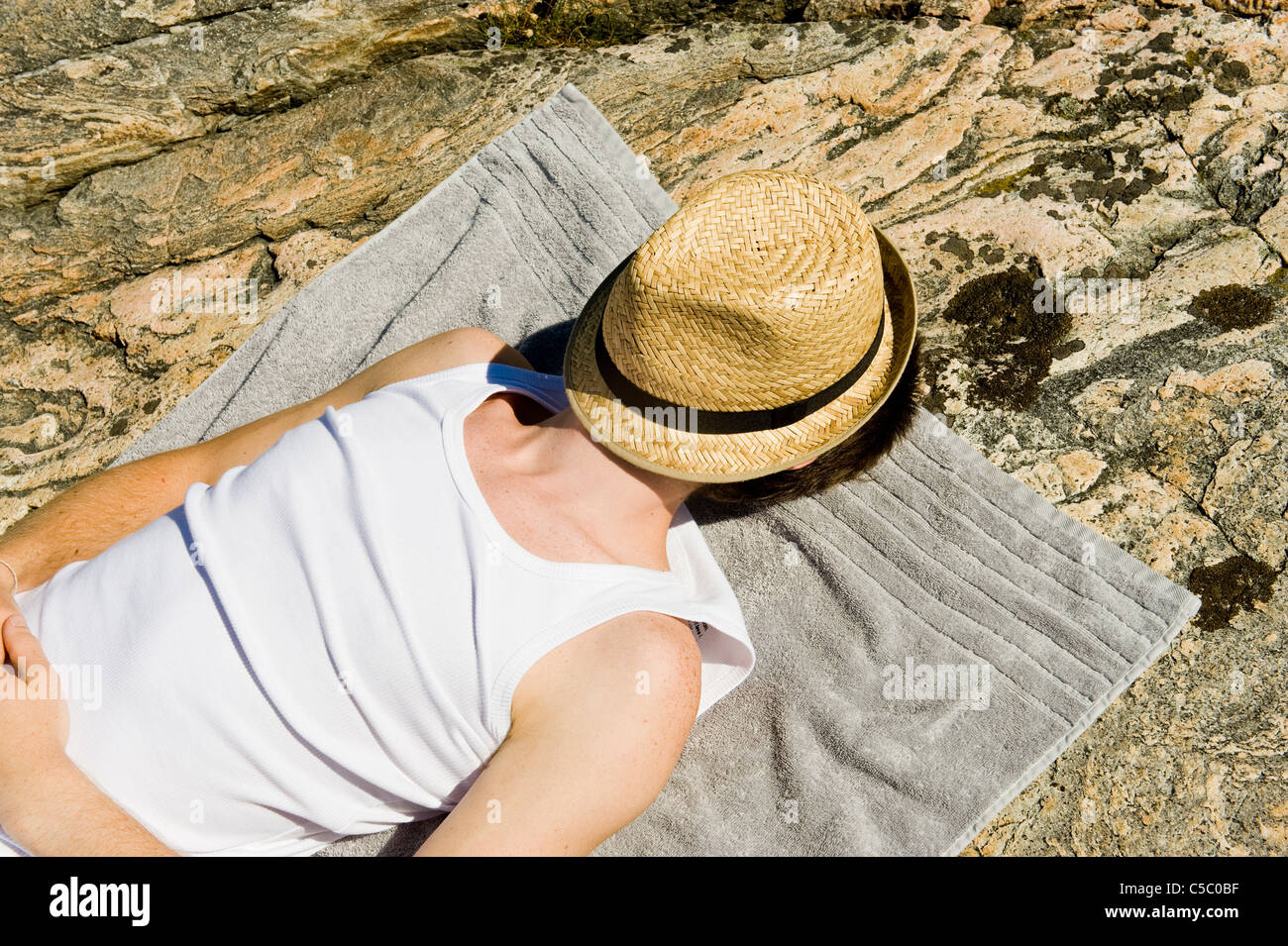 Face on rocks hires stock photography and images Alamy