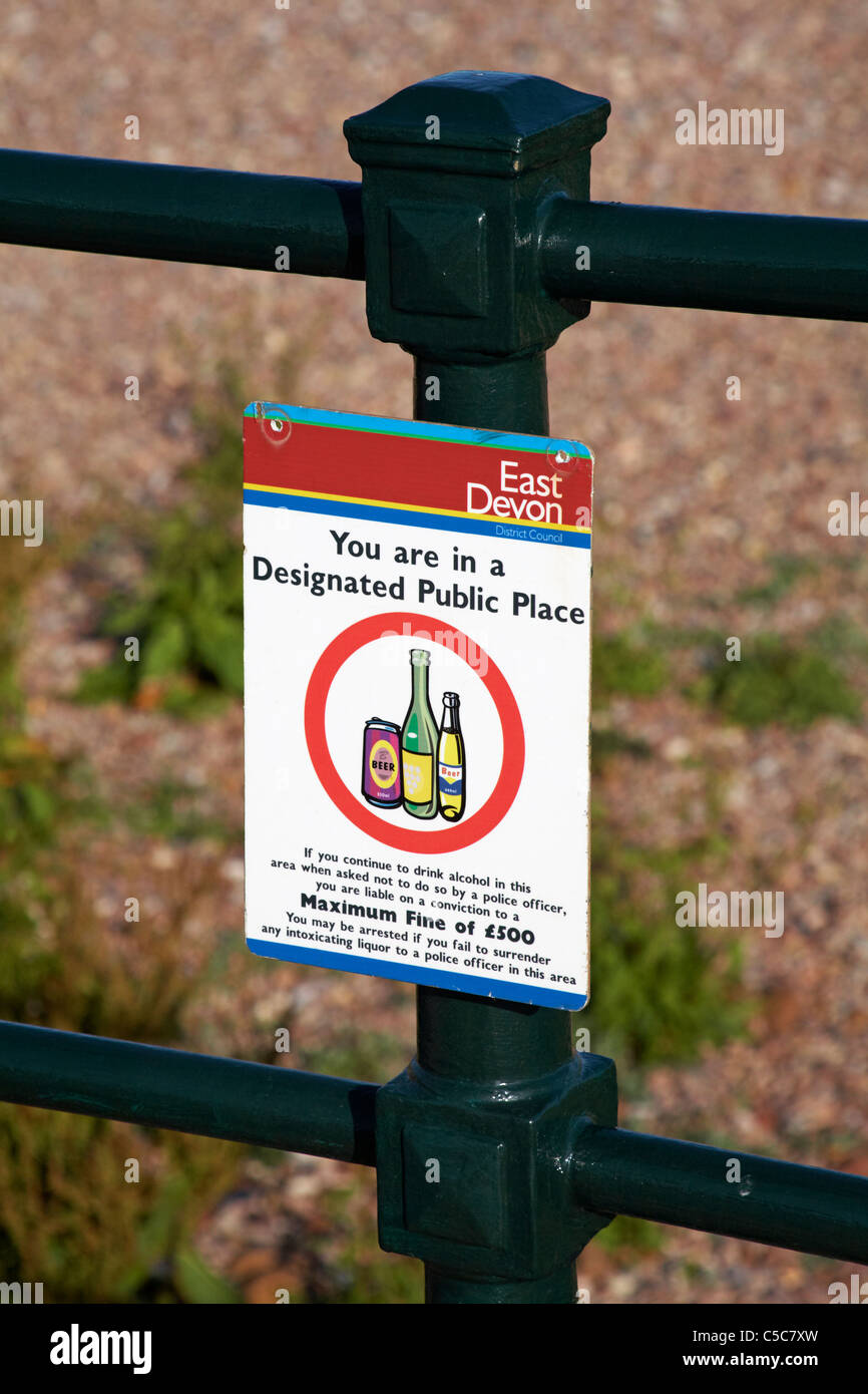 No drinking alcohol warning sign Stock Photo