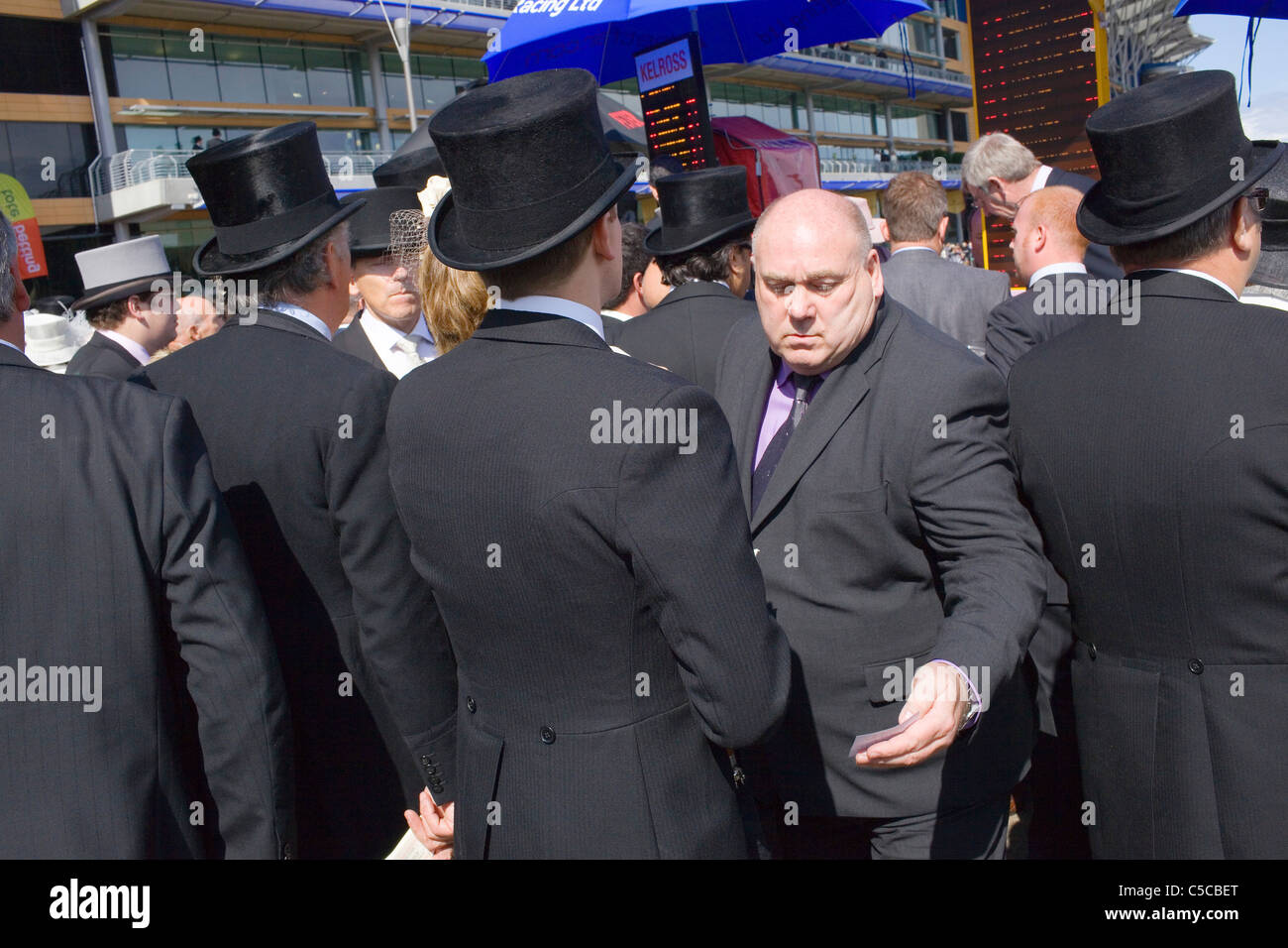mens hats for horse racing events