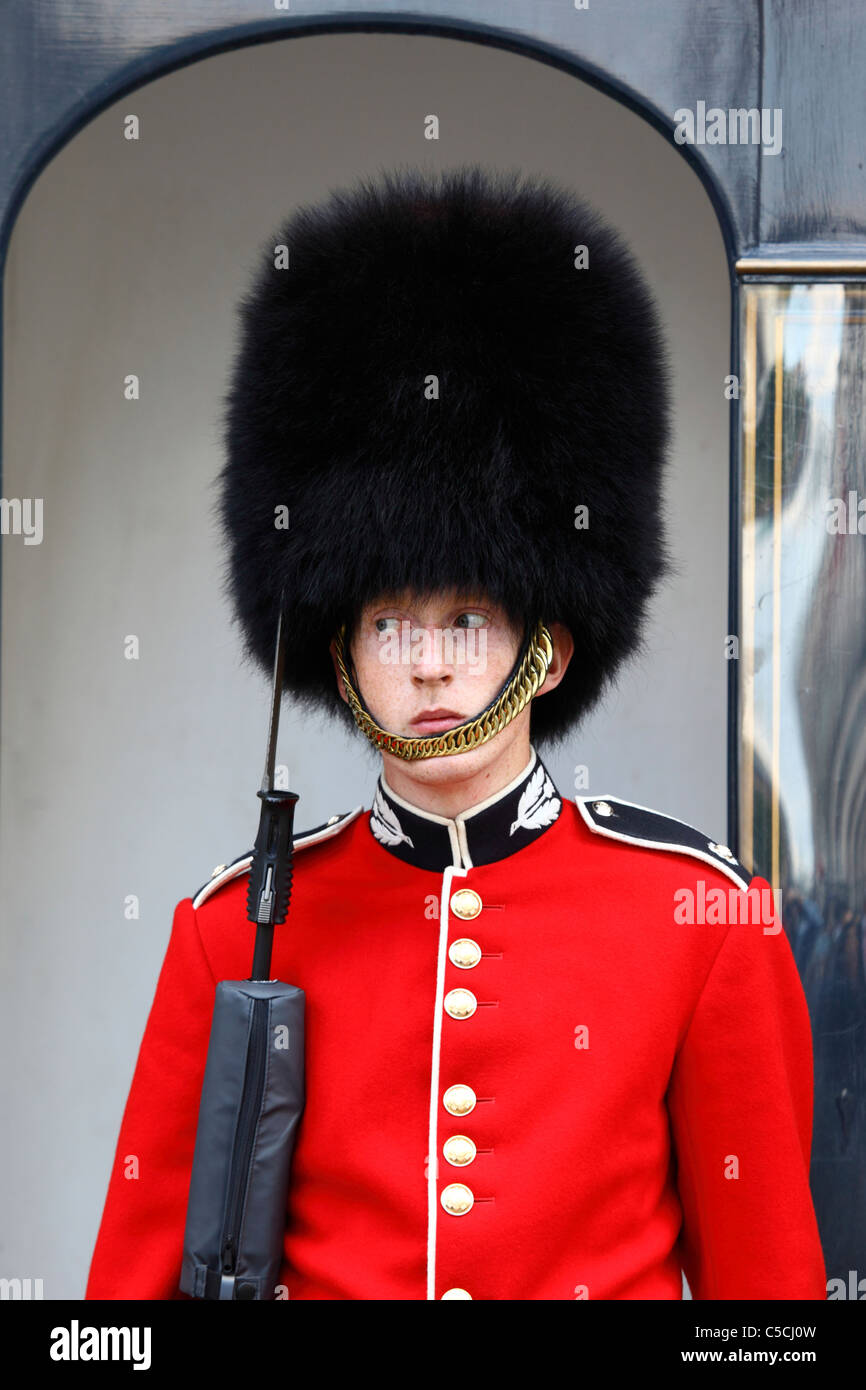 Scots Guard outside rear of Clarence House, Westminster, London, England Stock Photo
