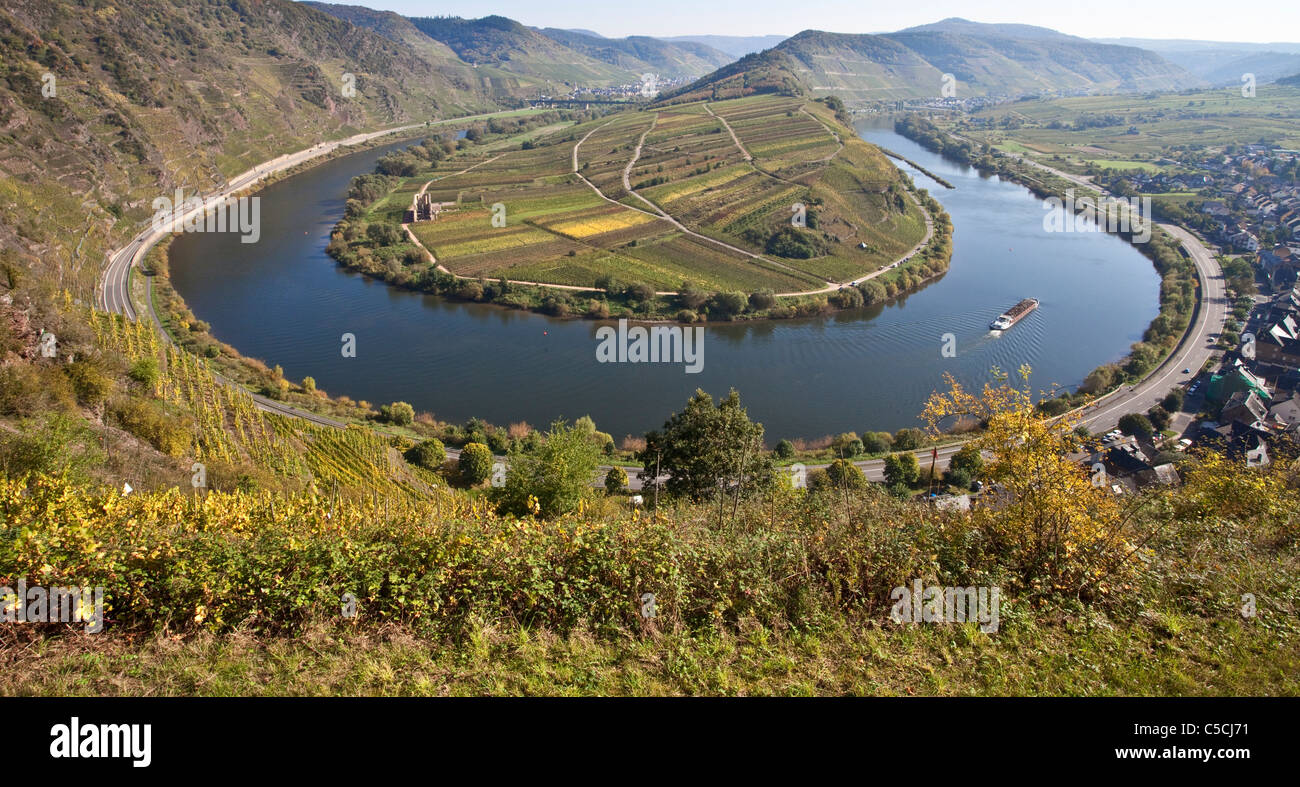 Loop of Moselle river at the village Bremm, Moselle, Rhineland-Palatinate, Germany, Europe Stock Photo