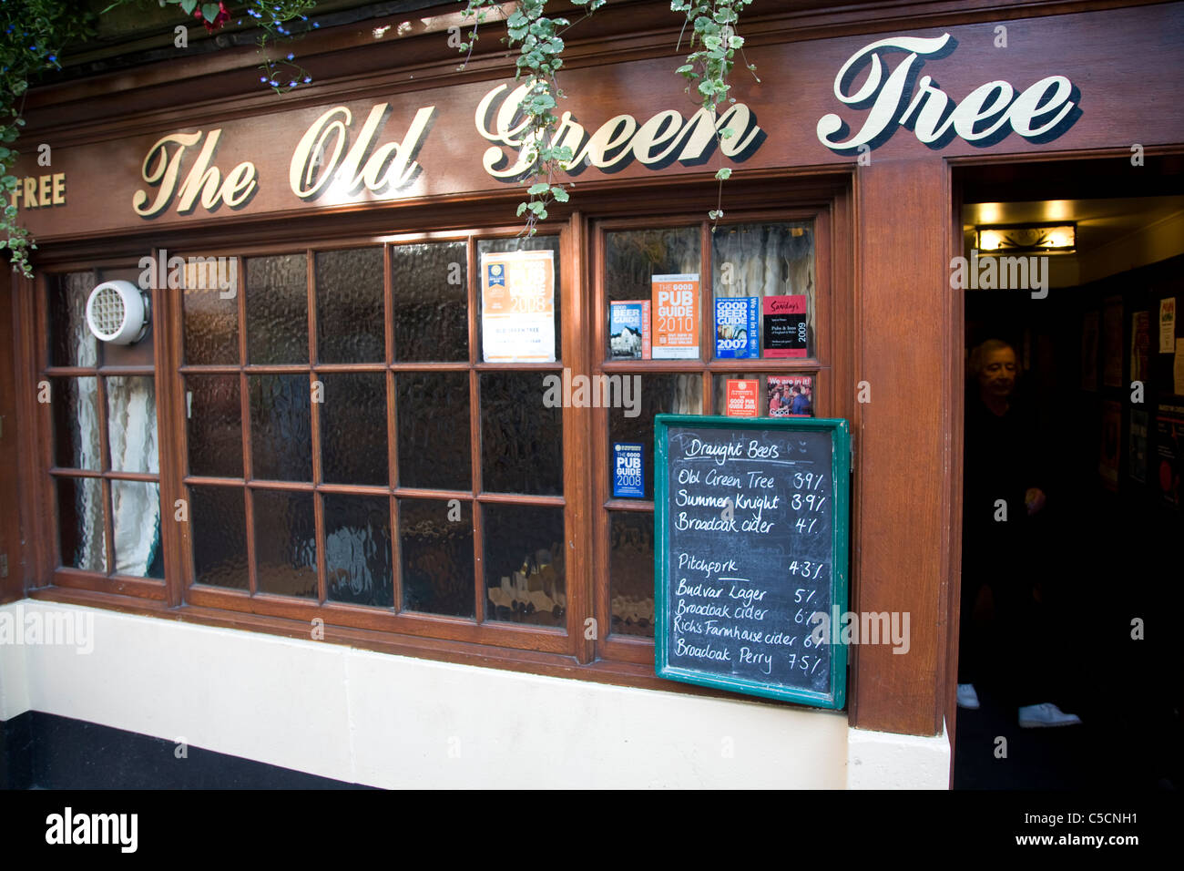 The Old Green Tree pub exterior, Green Street, Bath, England Stock Photo Alamy