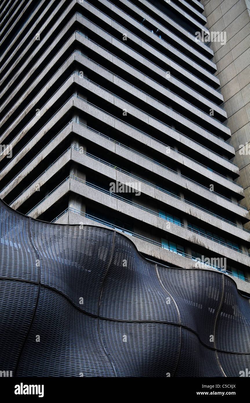'Boiler Suit' cladding for Guy's Hospital, London designed by ...