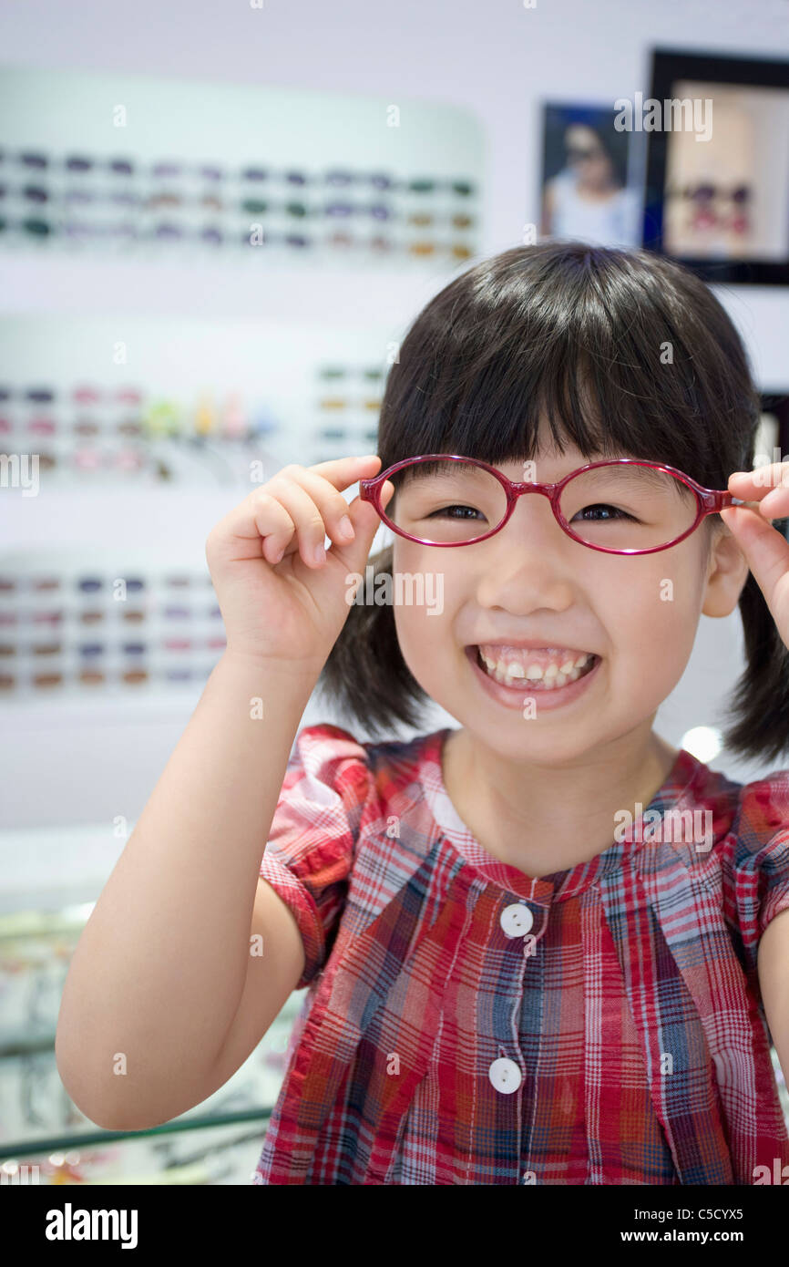 Woman Wearing Novelty Glasses Hi res Stock Photography And Images Alamy woman-wearing-novelty-glasses-hi-res-stock-photography-and-images-alamy