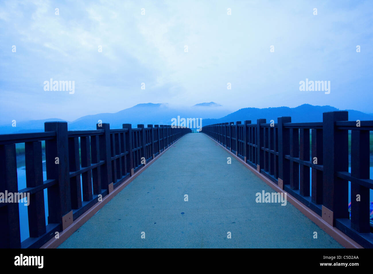 bridge under the sky Stock Photo - Alamy