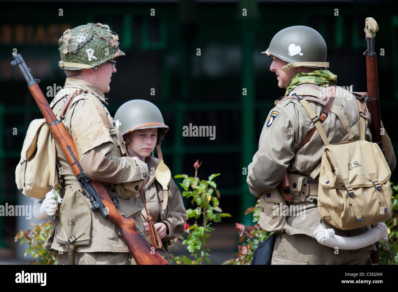 American world war two helmets hi-res stock photography and images - Alamy