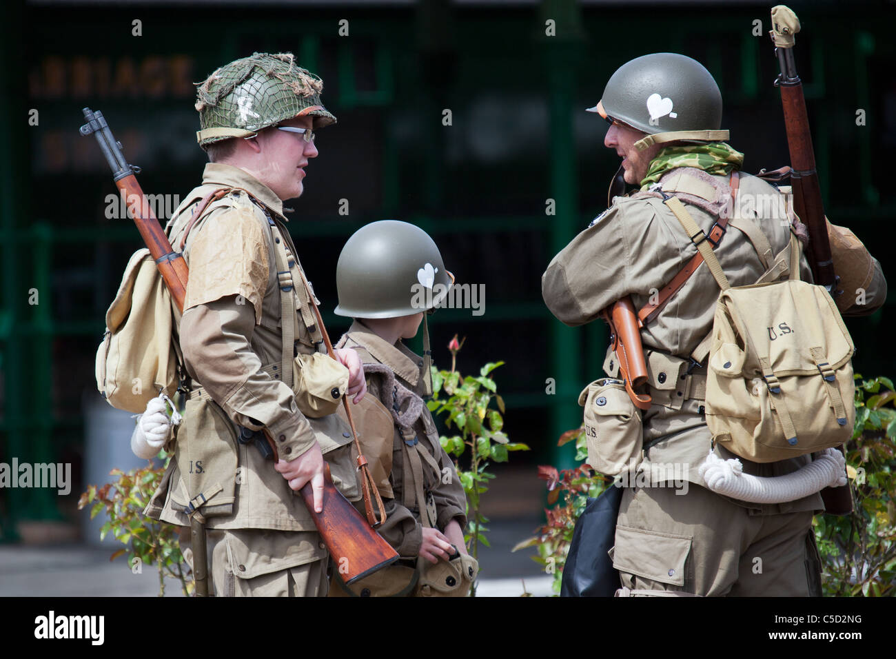 American world war two helmets hi-res stock photography and images - Alamy