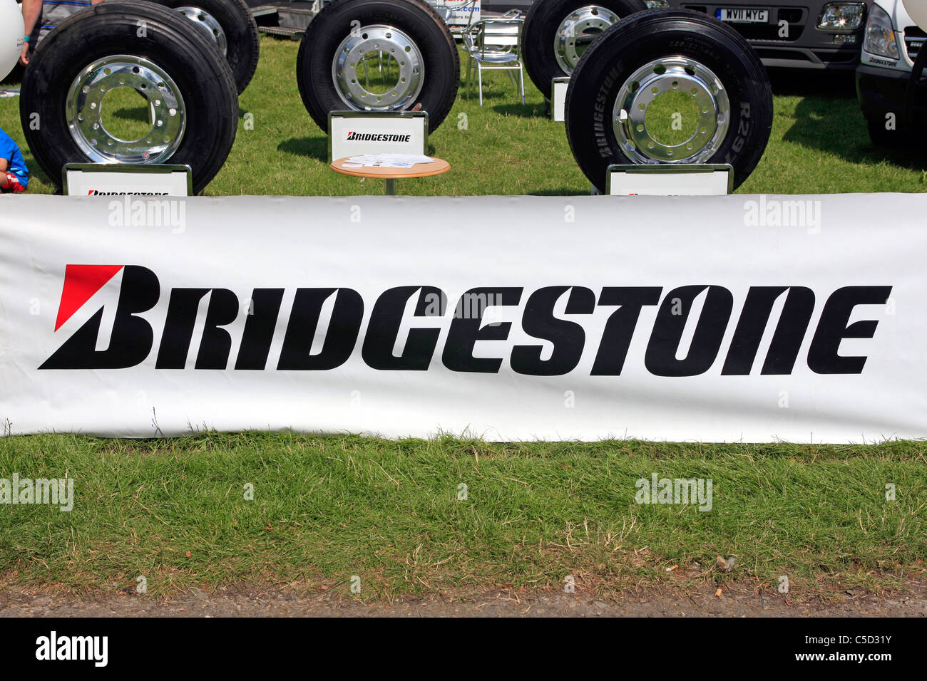 Bridgestone Tyres Logo Stock Photo - Alamy
