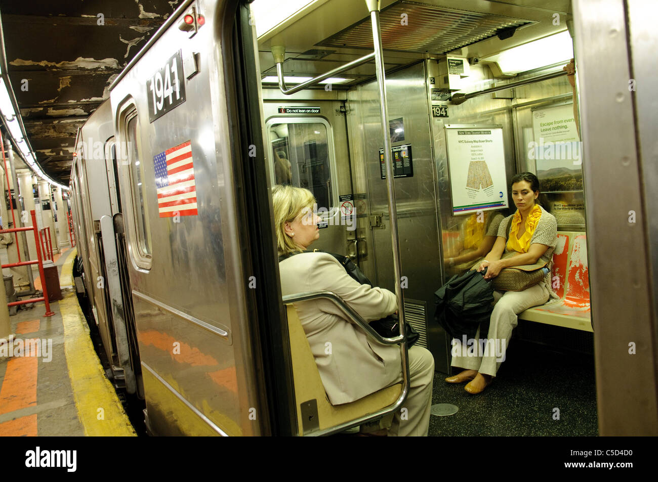 Subway, Shuttle Train ´S´, Express subway connecting 42nd Street Grand
