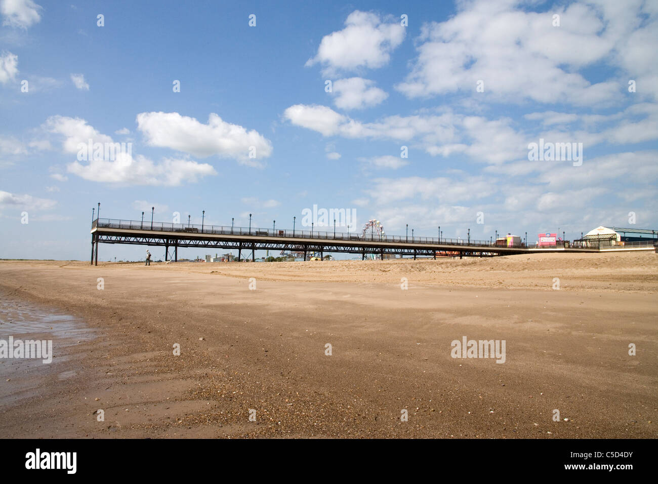 skegness pier on the lincolnshire coast Stock Photo Alamy
