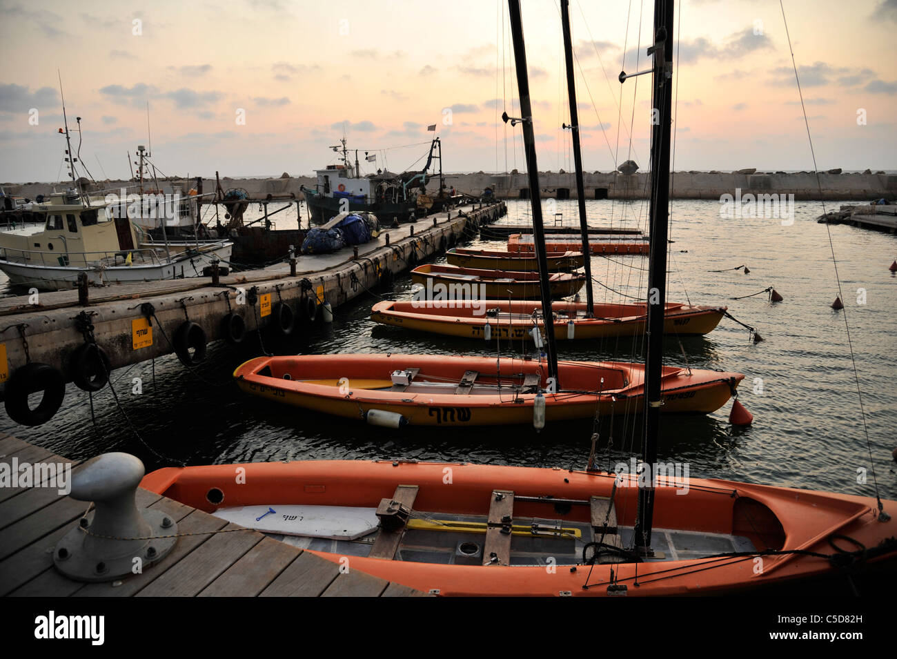 Lake scene boat parking hi-res stock photography and images - Alamy