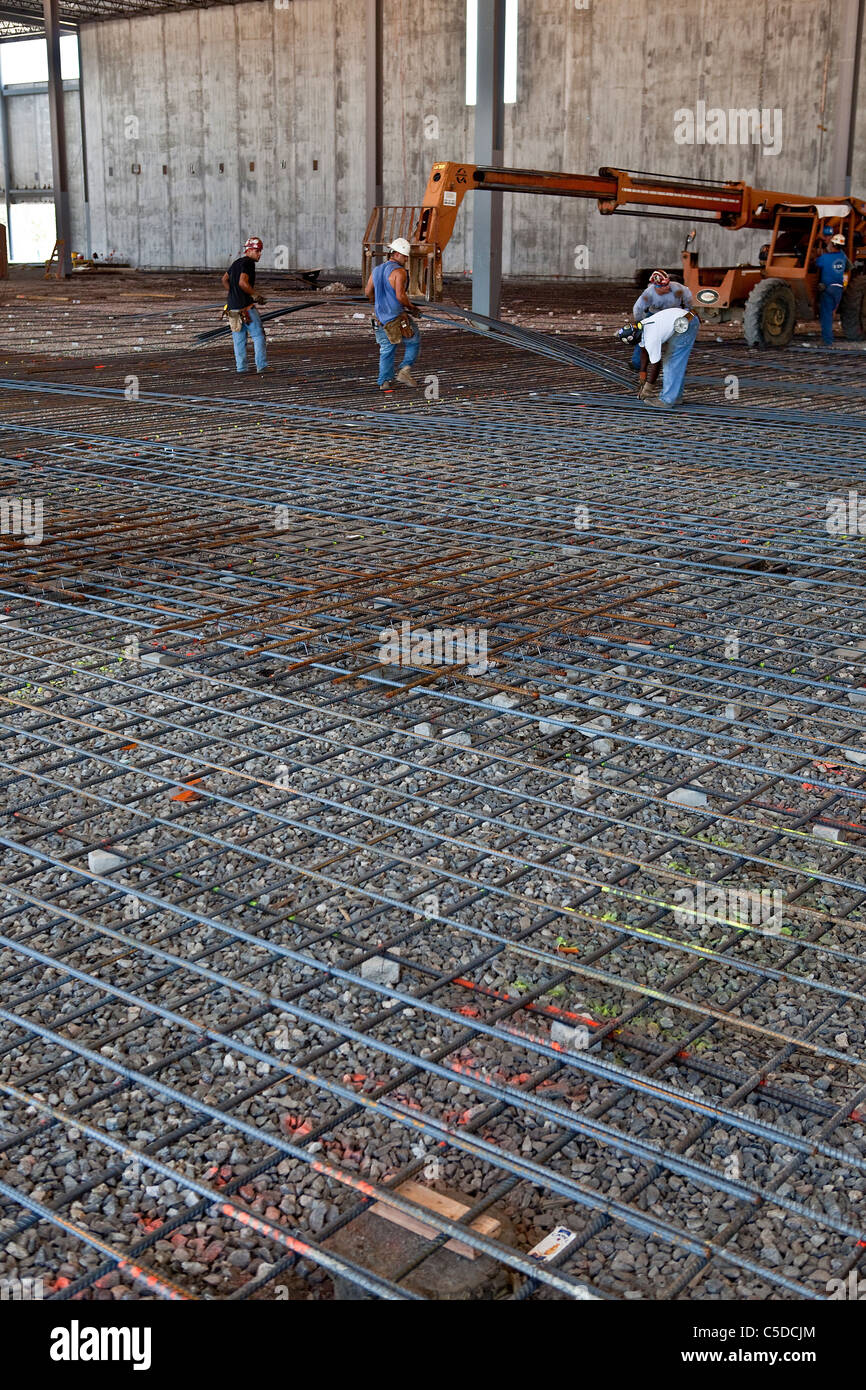 Rebar hires stock photography and images Alamy
