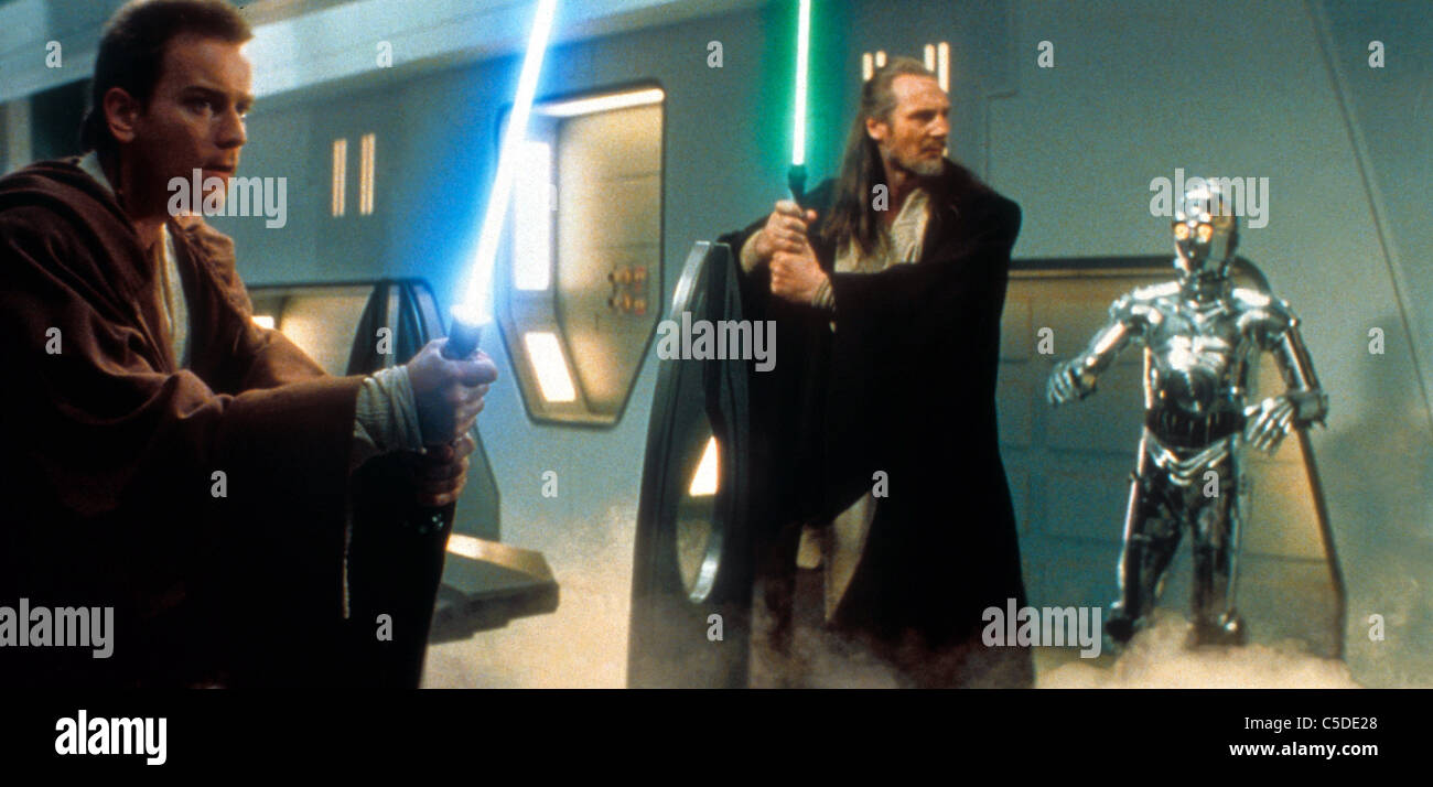 STAR WARS: EPISODE I - THE PHANTOM MENACE (1999) EWAN MCGREGOR, OBI WAN KENOBI, (CHARACTER), LIAM NEESON, QUI-GON JINN Stock Photo