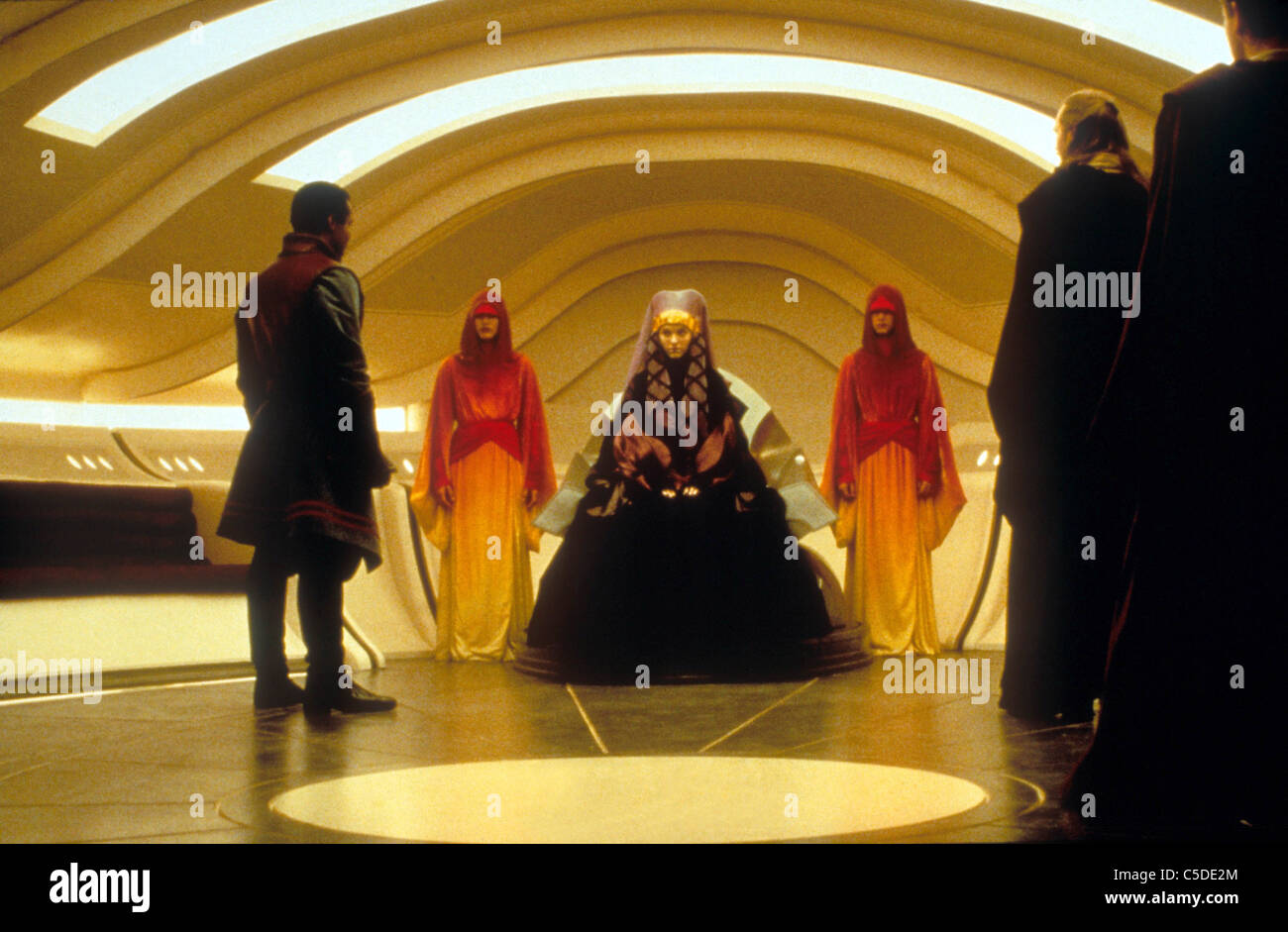 STAR WARS: EPISODE I - THE PHANTOM MENACE (1999) HUGH QUARSHIE, CAPTAIN PANAKA (CHARACTER), NATALIE PORTMAN, PADME, Stock Photo