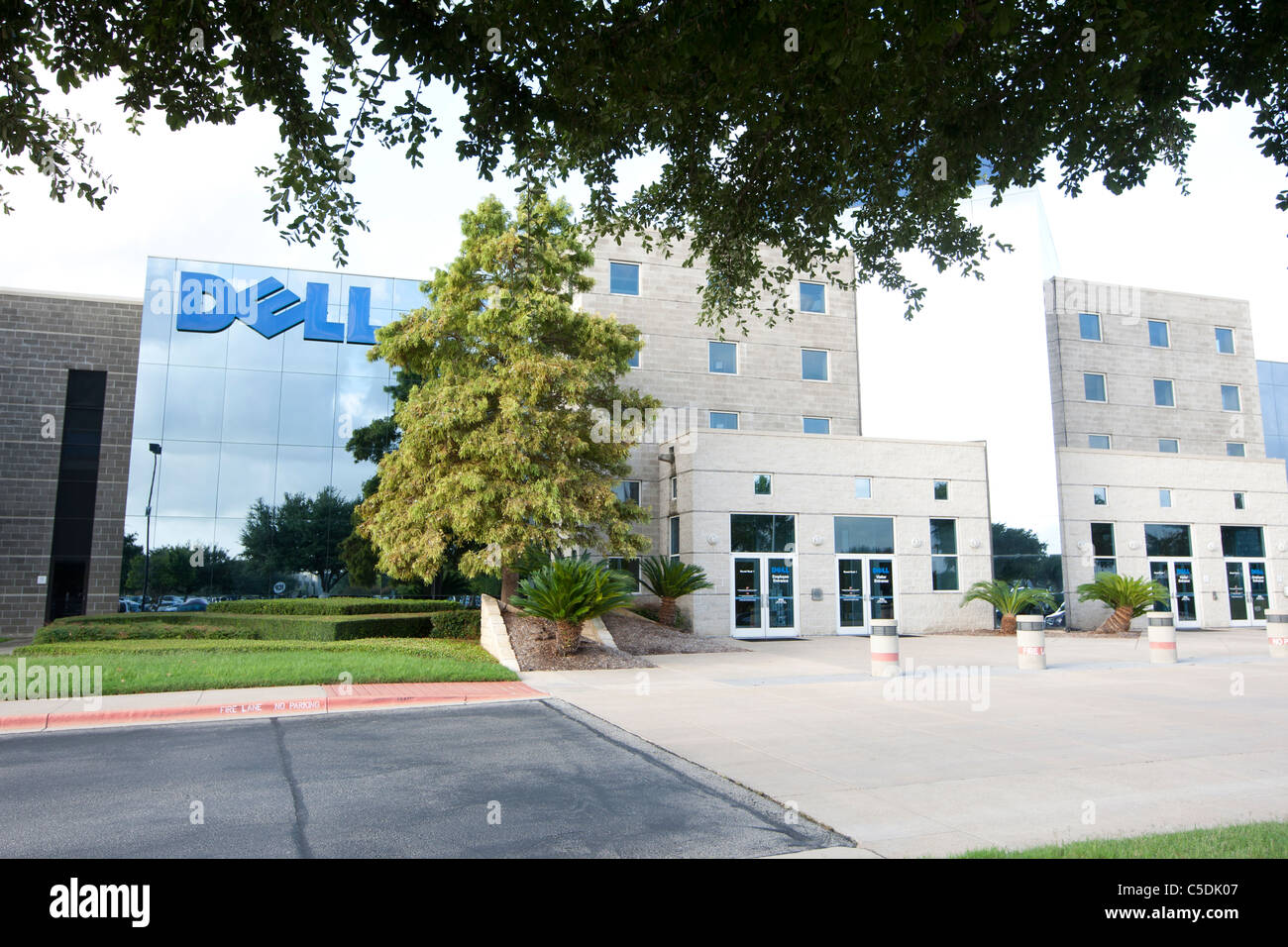 Dell Computers corporate headquarters building in Round Rock, Texas Stock Photo