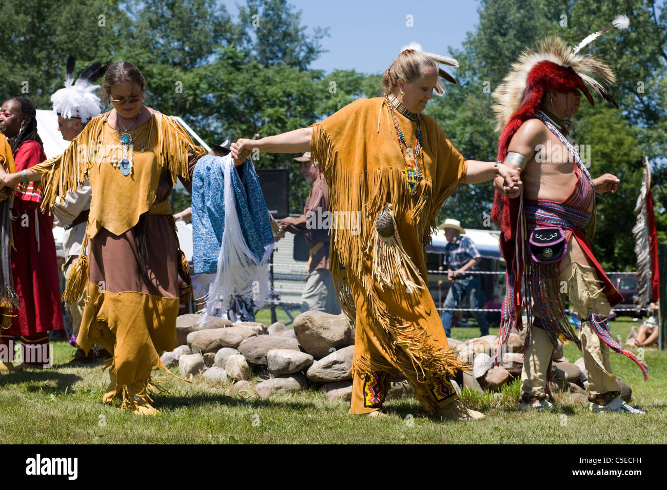 Powwow hires stock photography and images Alamy