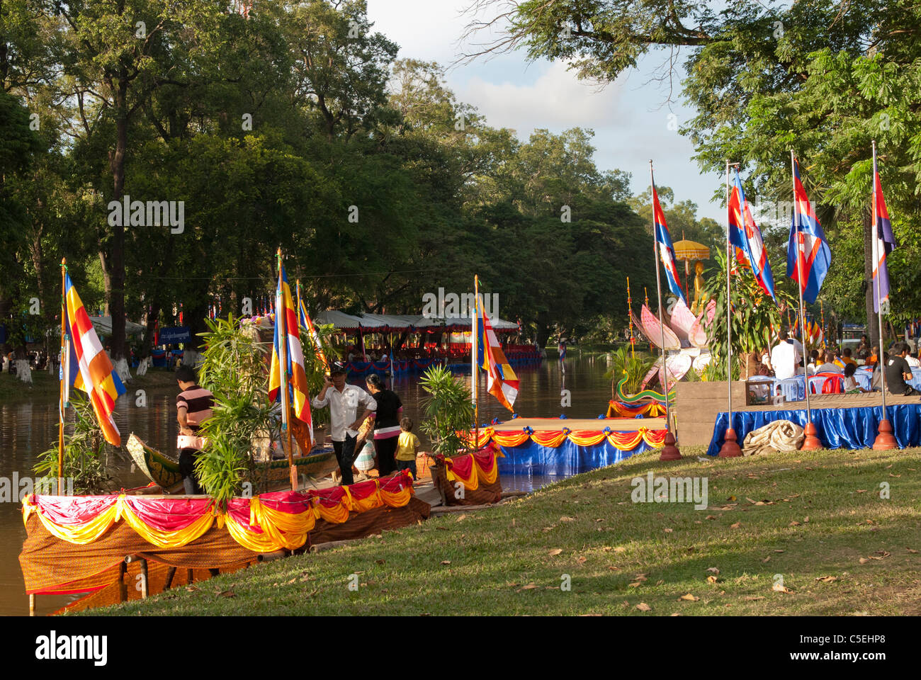 Riverbank Buddhist shrines at the 2010 Water Festival, Siem Reap, Cambodia Stock Photo