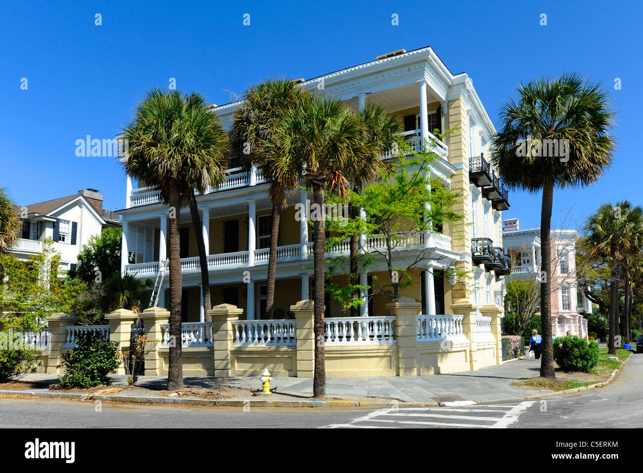 Historic homes and residential dwellings the East and South Battery section in Charleston South Carolina SC circa 1775 buildings Stock Photo