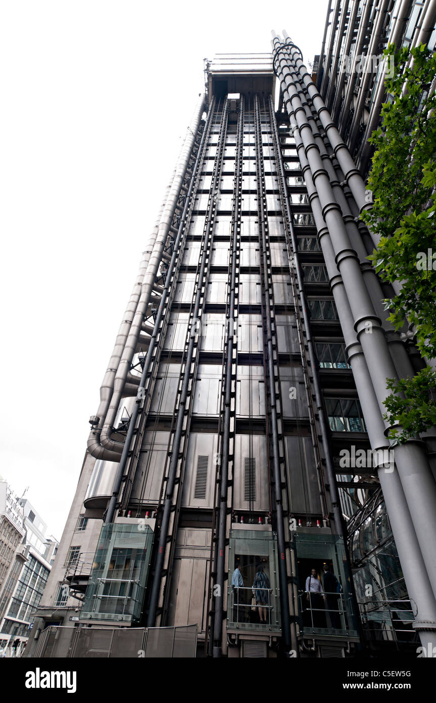 lloyds of london insurance offices in the city of london Stock Photo ...