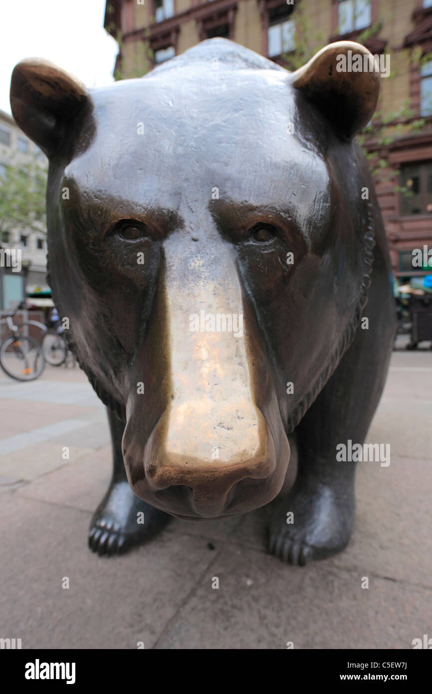 Bear statues outside Frankfurt Stock Exchange, Germany Stock Photo