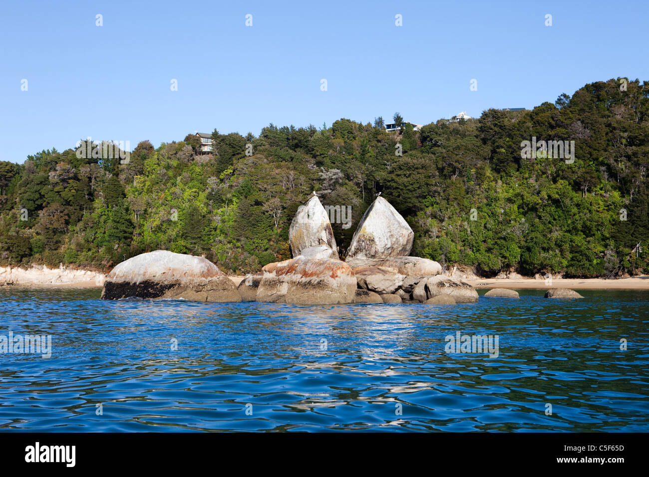Split Rock, Abel Tasman National Park, South Island, New Zealand Stock Photo