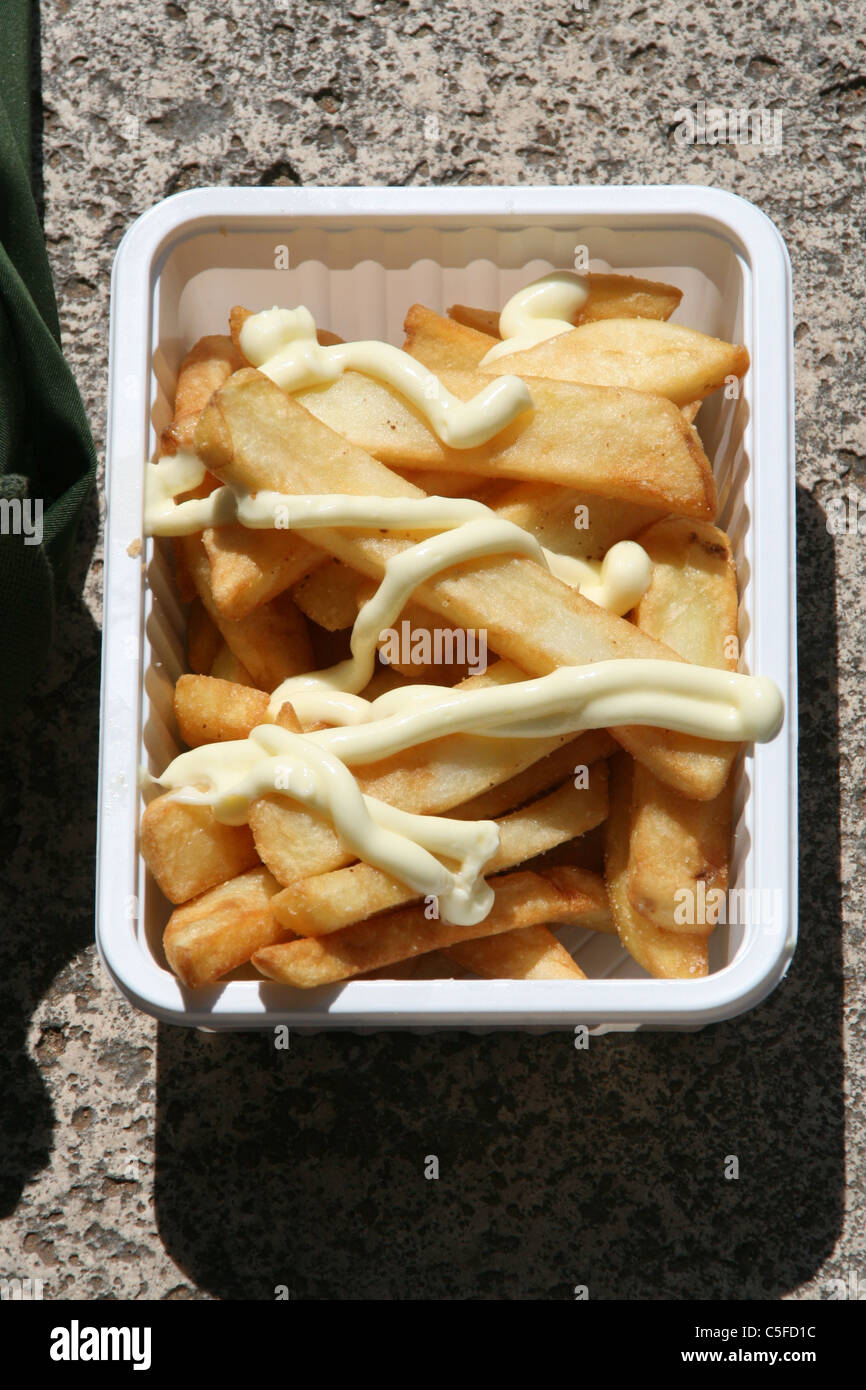 chips with mayonnaise in a tray Stock Photo Alamy