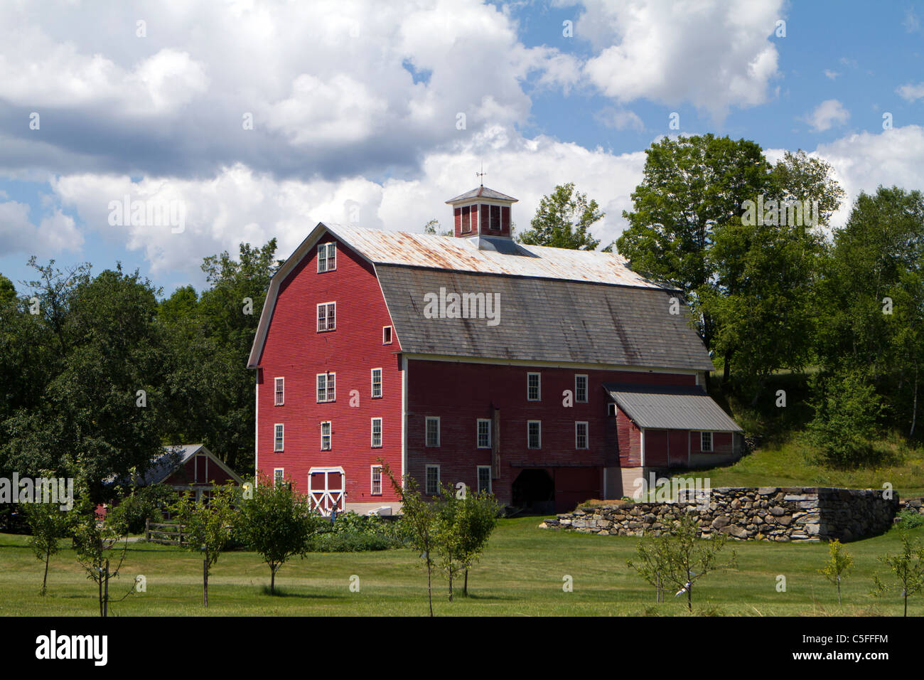 Vermont Red Barn Stock Photos Vermont Red Barn Stock Images Alamy